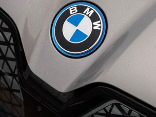 BMW iX xDrive 40 Sportpakett 102kW