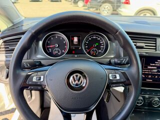 Volkswagen Golf 1.0 85кВ