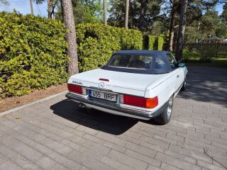 Mercedes-Benz SL 560 5.5 V8 170kW