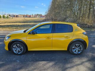 Peugeot 208 Allure Pack Electric 57кВ