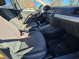 Volkswagen Jetta 1.2 77kW