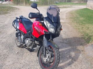 Suzuki V-Strom 650 49kW