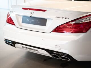 Mercedes-Benz SL 63 AMG 5.5 V8 395kW
