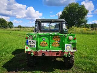 Land Rover Defender 2.5 83kW