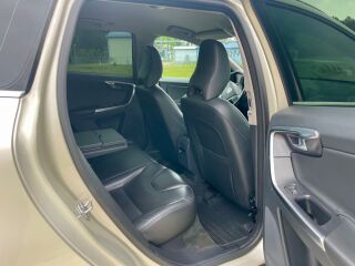 Volvo XC60 Classic Summum AWD 2.4 D4 140kW