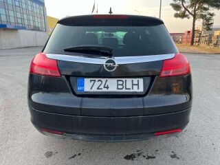 Opel Insignia SPORTS TOURER SW 2.0 118kW