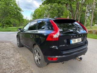 Volvo XC60 SUMMUM AWD 2.4 158kW
