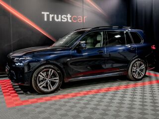 BMW X7 x-Drive40i Shadowline M-Sportpakett 3.0 280kW