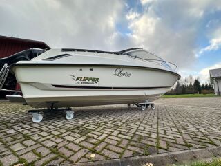 Flipper 670ST R4 200 Verado