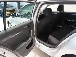 Skoda Superb COMBI ACTIVE PLUS 1.4 TSI 110кВ