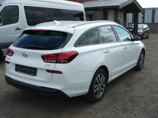 Hyundai i30 YES 1.6 CRDi 85kW
