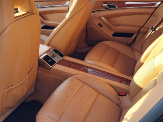 Porsche Panamera TURBO 4.8 368kW