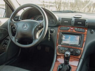 Mercedes-Benz C 180 2.0 95kW
