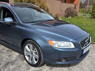 Volvo V70 Inscription 2.4 R5 158kW