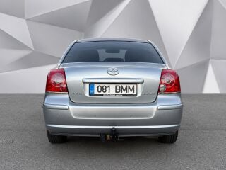 Toyota Avensis Linea Sol 2.4 120kW