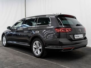 Volkswagen Passat Elegance 2.0 110kW