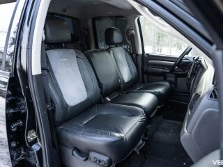 Dodge RAM 1500 4x4 Laramie 5.7 V8 257kW