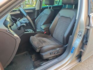 Volkswagen Passat Highline Executive MY2017 1.8 TSI 132kW