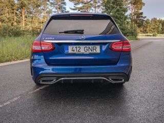 Mercedes-Benz C 220 AMG Line 2.0 143kW