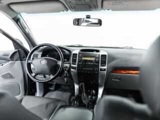 Toyota Land Cruiser Facelift Family Comfort 3.0 122kW
