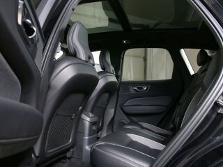 Volvo XC60 AWD R-DESIGN XENIUM INTELLI SAFE PRO 2.0 T8 Recharge Plug-In-Hybrid 288kW