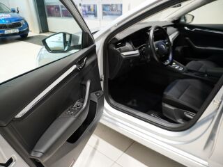 Skoda Octavia ELEGANCE COMBI 2.0 TDI 110kW