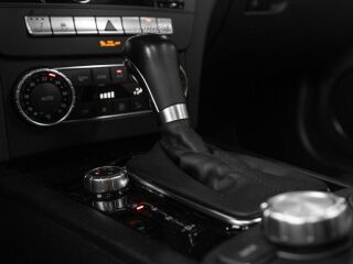 Mercedes-Benz C 63 AMG 6.2 336кВ