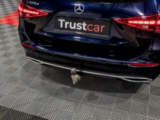 Mercedes-Benz C 220 2.0 147kW