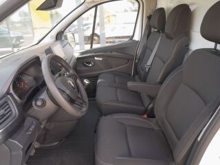 Renault Trafic Panel Van EXTRA L2H1 2.0 96kW