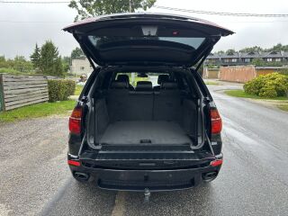BMW X5 M50 3.0 280kW