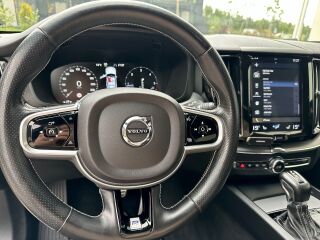 Volvo XC60 R-Design Intelli Safe MY2019 AWD 2.0 D4 140кВ