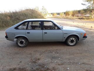 Moskvich 2141 1.5 R4 53kW