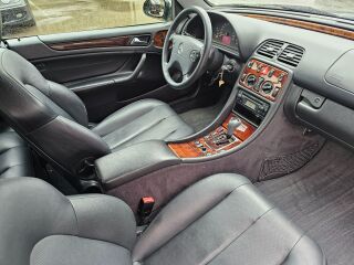 Mercedes-Benz CLK 200 ELEGANCE 2.0