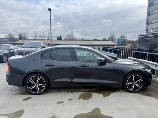 Volvo S60 R-Design T8 AWD Plugin Hybrid MY20 2.0 223кВ