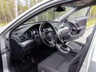 Honda Accord 2.2 110kW
