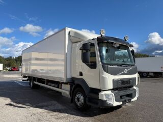 Volvo FL FL 210 BOX + LIFT 158kW