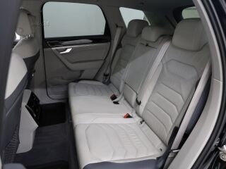 Volkswagen Touareg 4Motion 3.0 210кВ