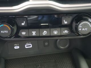 Nissan Juke N-Connecta DIG-T 114HP 7DCT 1.0 84kW