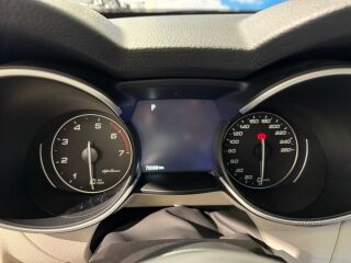 Alfa Romeo Stelvio Veloce Launch Edition 2.0 206kW