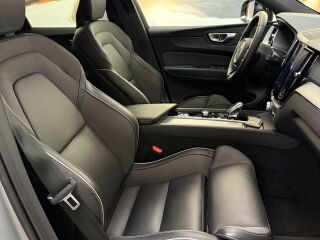Volvo XC60 B4 D 197hj Ultimate Dark AWD 2.0 B4 Mild Hybrid 145kW