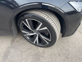 Volvo V90 T6 R-DESIGN RECHARGE AWD B&W 2.0 186kW