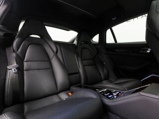 Porsche Panamera 4S E-HYBRID 324кВ