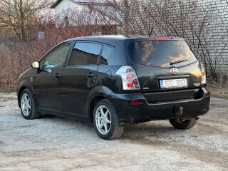 Toyota Corolla Verso Diesel 2.2 R4 Diesel 130kW