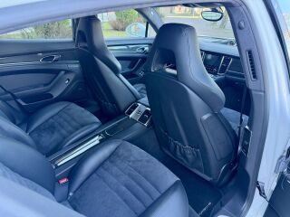 Porsche Panamera 4 GTS Facelift PDK Chrono 4.8 324kW