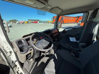 Nissan NT 400 4x2 90kW