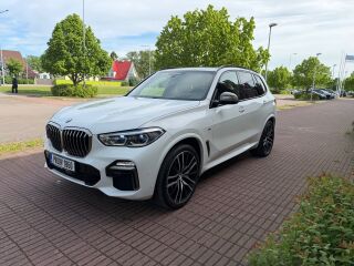 BMW X5 M50 3.0 294kW
