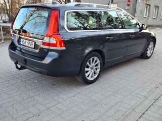 Volvo V70 SUMMUM Polar + 2.0 140kW