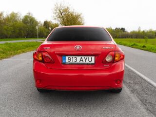 Toyota Corolla 2.0 93кВ