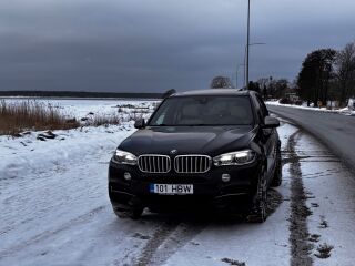 BMW X5 M50D 3.0 280кВ