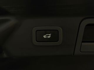 Land Rover Range Rover Velar R-Dynamic 2.0 132kW